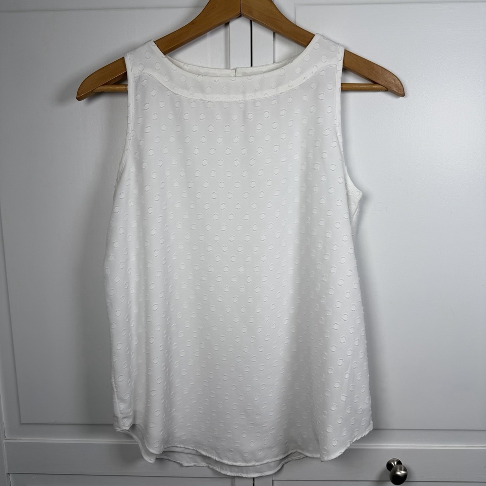 Loft Top Women's‎ Size XS Tank Top White  Textured Dotted Pattern Blouse